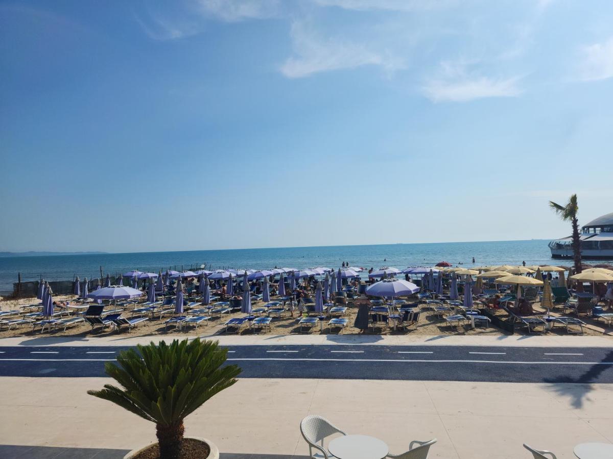 Hotel Maren Durrës Dış mekan fotoğraf